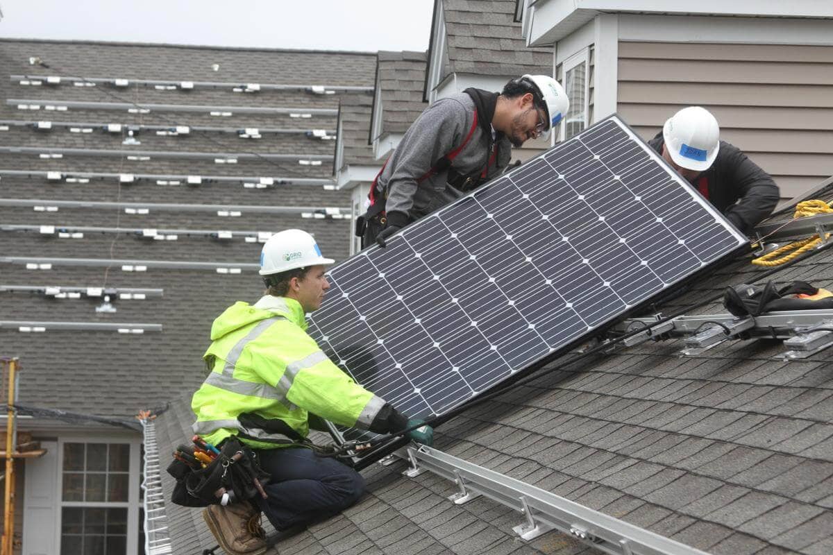 grid-alternatives-connecticut-green-bank-kick-off-low-income-solar