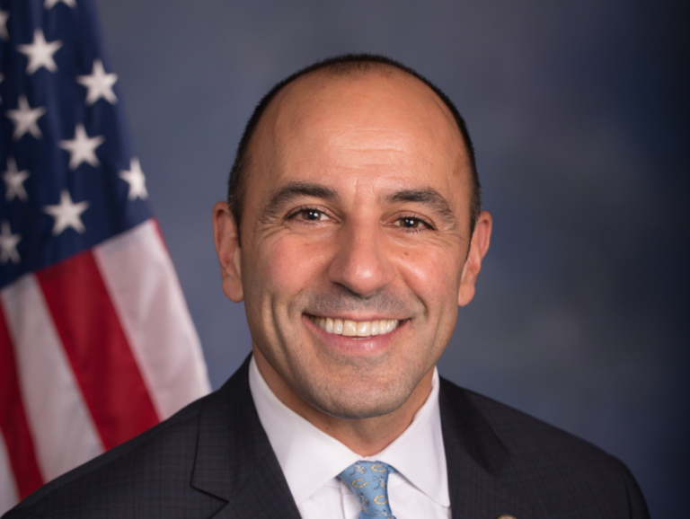 California Congressman Introduces MICROGRID Act Solar Industry